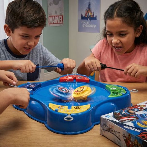 Kriiddaank Marvel Avengers Theme Spinning Top Battle Set - Includes 1 Arena Base, 4 Rip Cords & 4 Tops - Action-Packed Multiplayer Game for Kids 5+ - Perfect Superhero Gift for Boys & Girls
